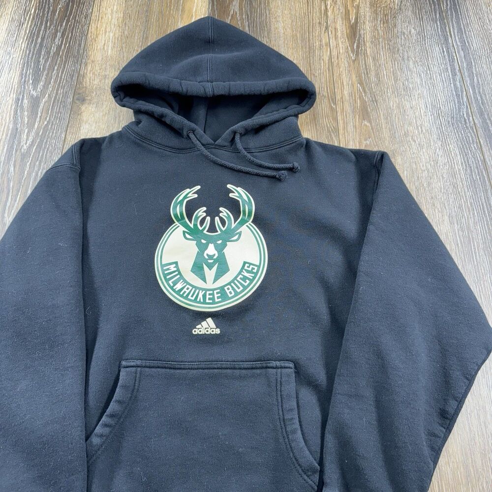 Vintage Milwaukee Bucks Hoodie Mens M Black Sweatshirt NBA Basketball Sweater